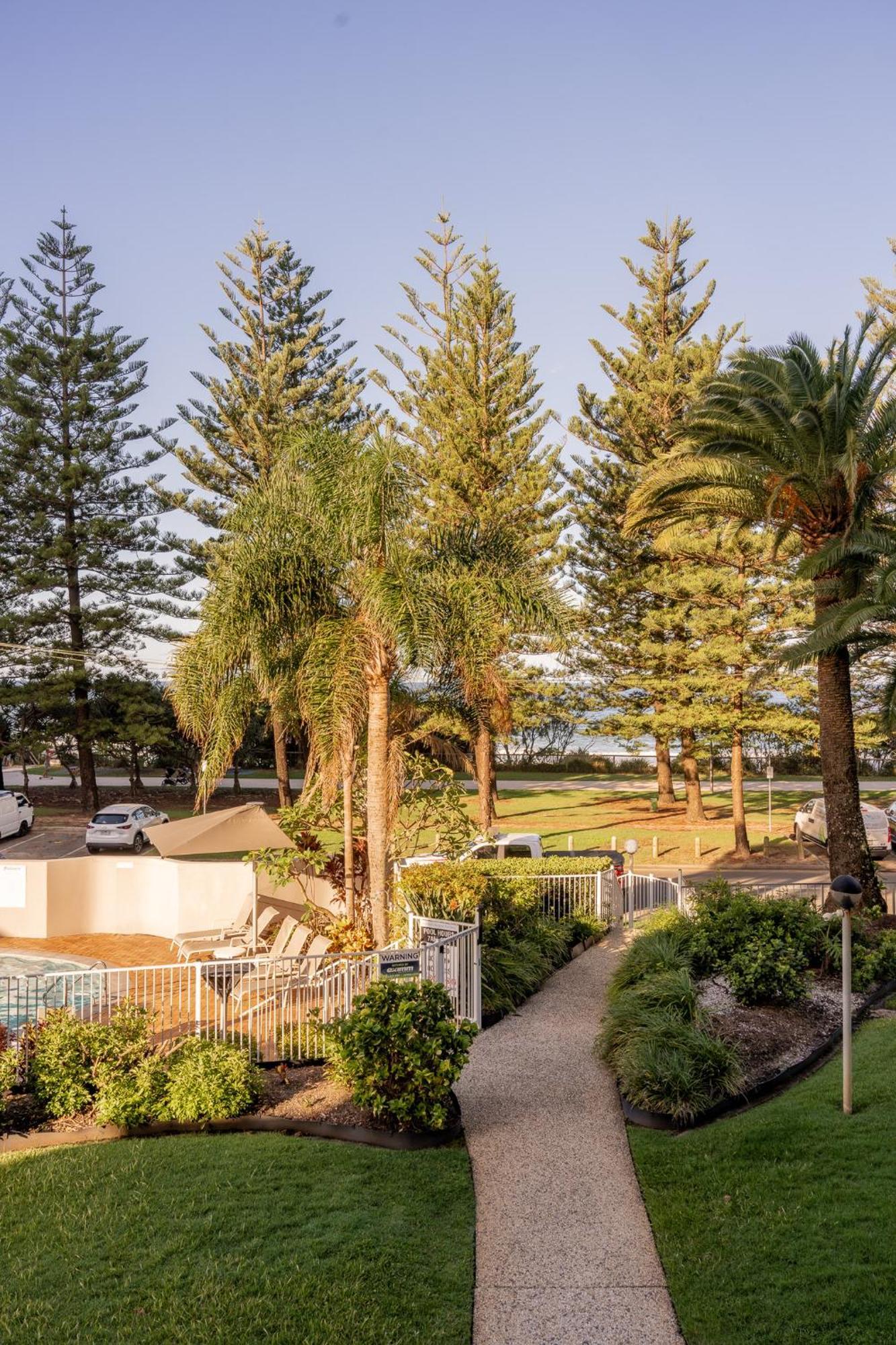 Cashelmara Beachfront Apartments Gold Coast Esterno foto